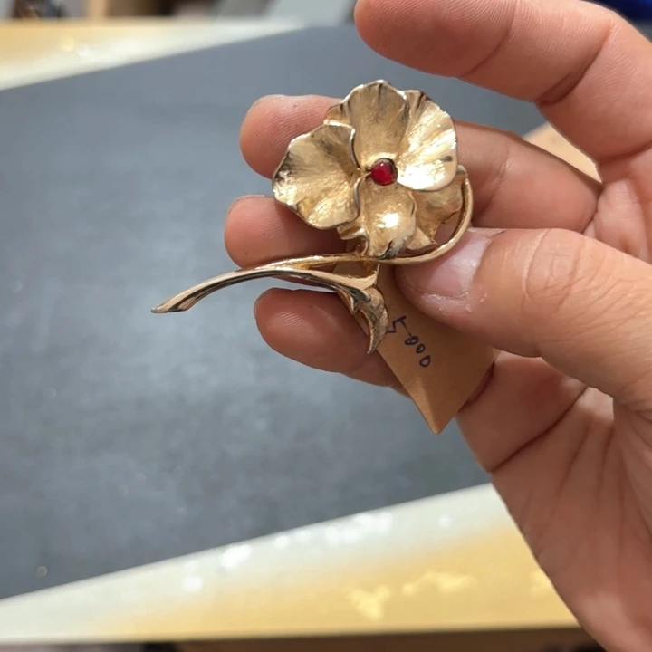 ?**君新亿阁首饰无售后