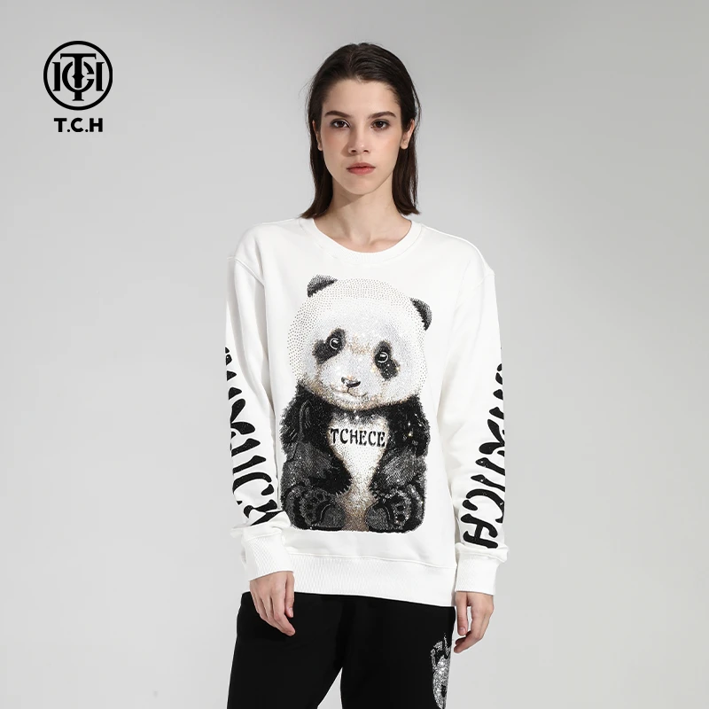 奥莱-TCH呆萌熊猫烫钻百搭白色圆领套头洋气卫衣T21111C6037