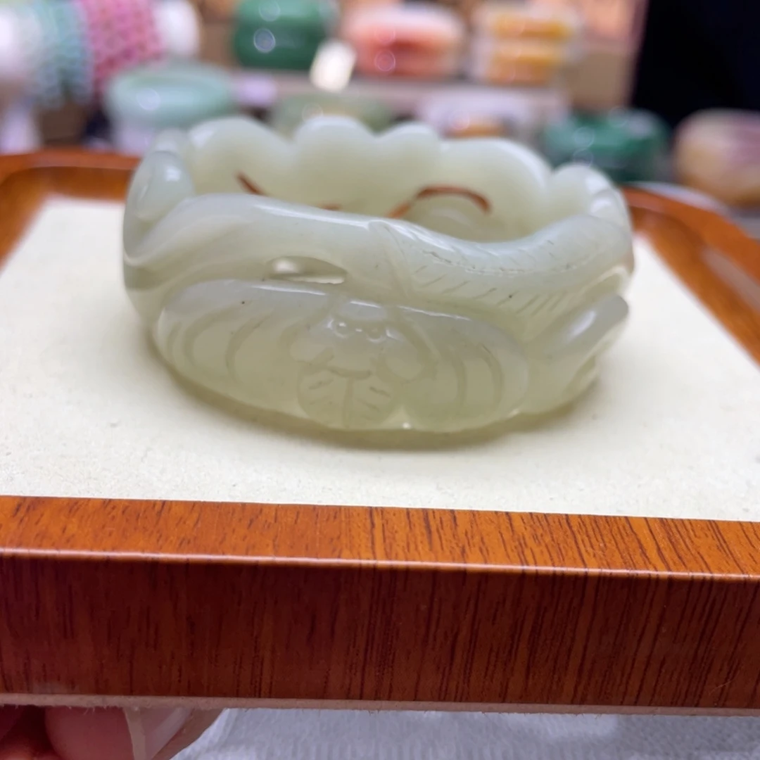 石英质玉未镶嵌手镯