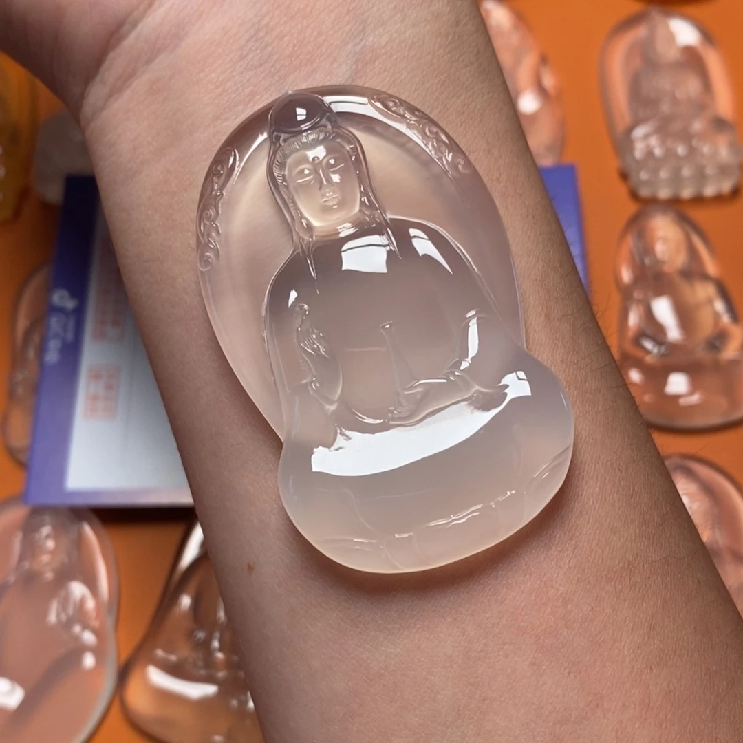 E***n玛瑙/玉髓吊坠未镶嵌