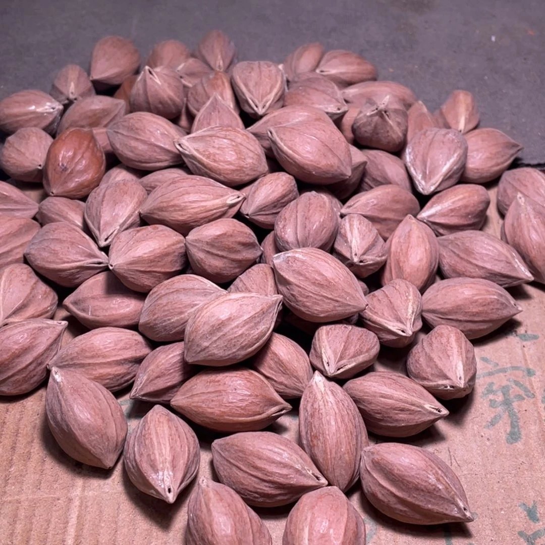 王***巍橄榄核吊坠不退不换qety