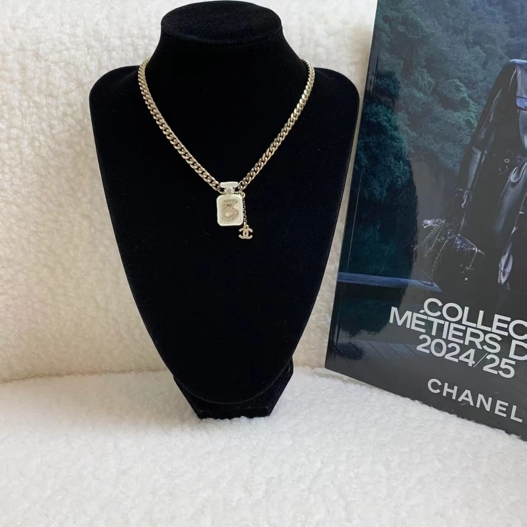 99新 Chanel/香奈儿 壹臻/22S白色树脂项链 56531787