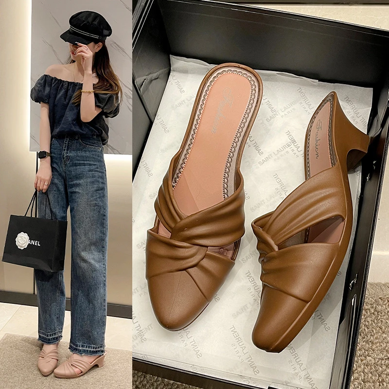 跨境夏季2025新款女士高跟时尚女式尖头休闲凉鞋女学生沙滩拖鞋外