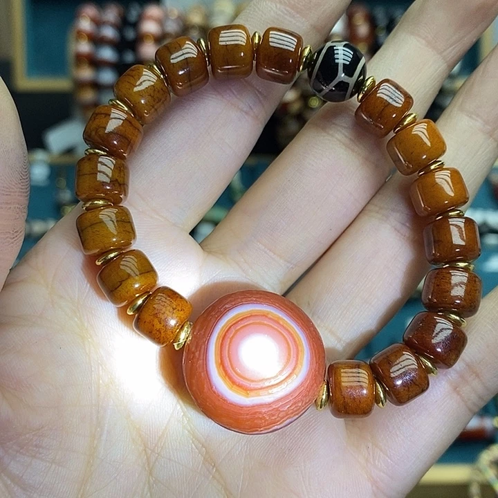 玛瑙/玉髓颈饰合金