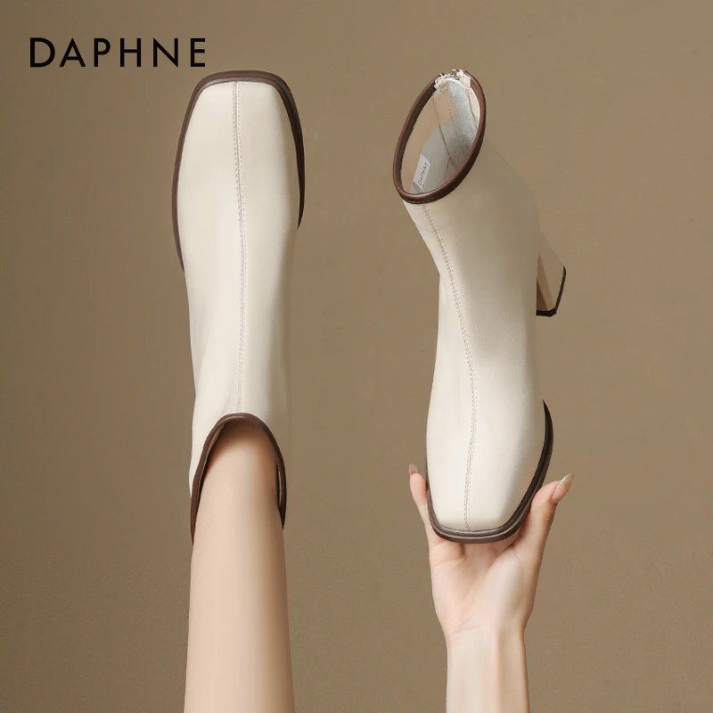 达芙妮品牌正品白色短靴女2025秋季粗跟单靴高跟切尔西靴显瘦女靴