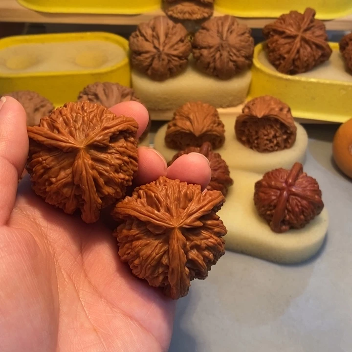 小***熊吊坠文玩核桃nnnnmmm