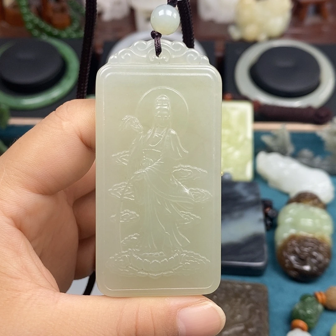 颈饰未镶嵌和田玉