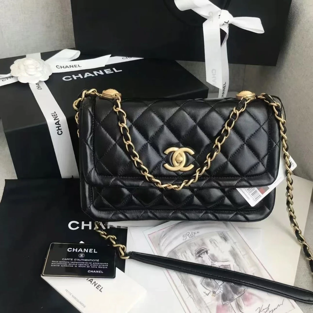 99新 Chanel/香奈儿 Chanel黑金豆腐包邮差包 25100056-03