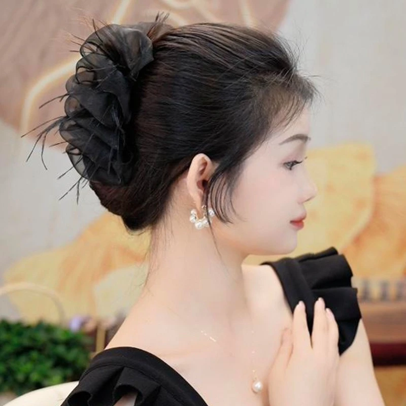 云朵泡泡羽毛抓夹后脑勺发量多高级感盘发鲨鱼夹夹子头饰发夹大号