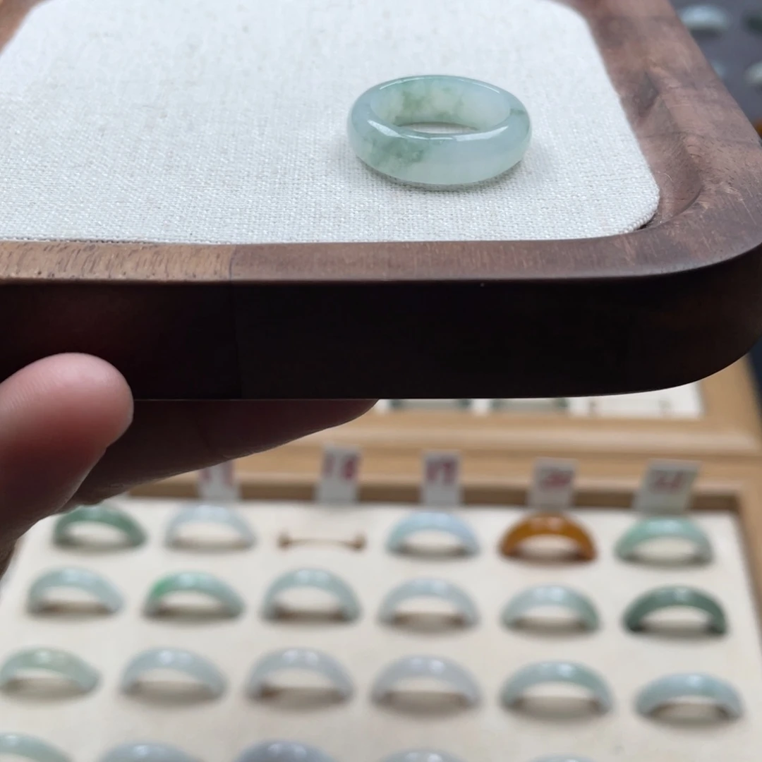 翡翠戒指未镶嵌11 号 12 港码 14.1 内径