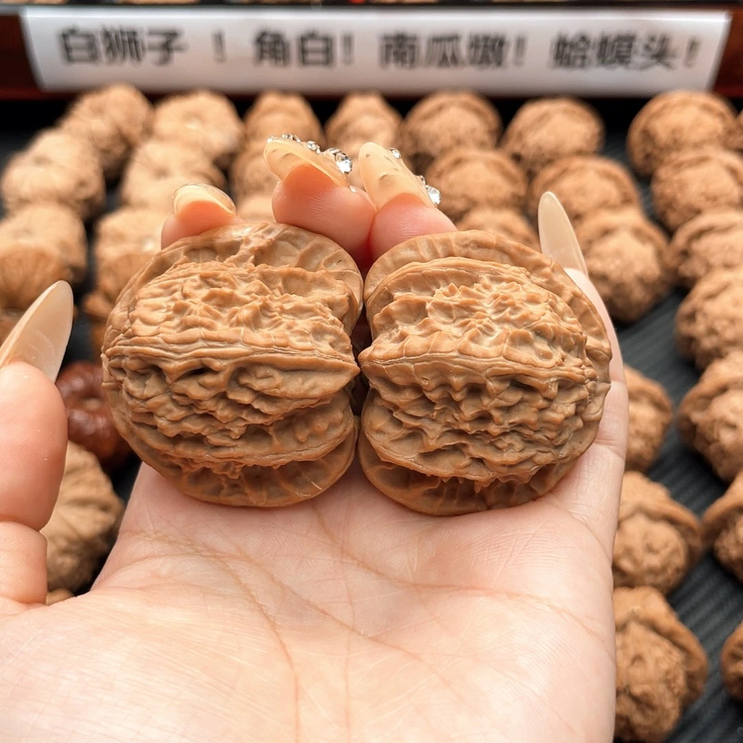 把件文玩核桃42三角白全品主筋居中对齐三角桩A4201