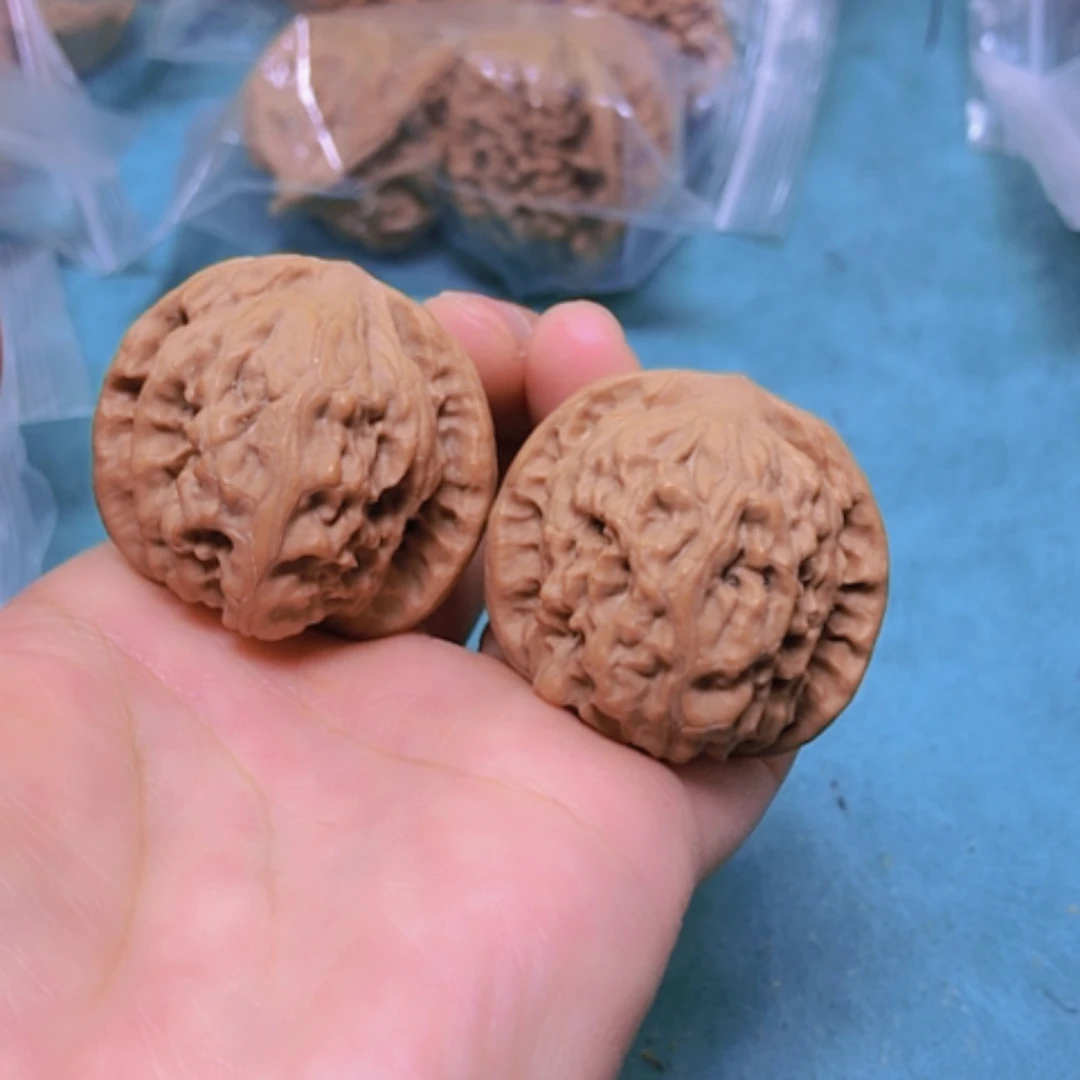 【闪购商品】摆件核桃38野狼全品