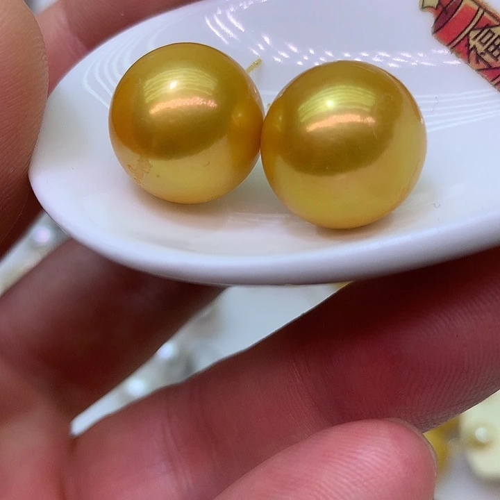 银S925镶嵌耳饰淡水珍珠