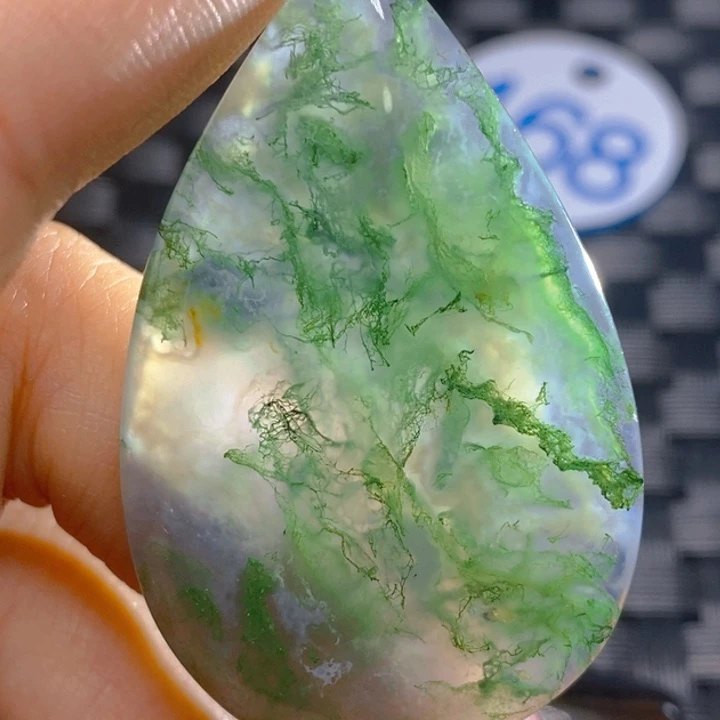 玛瑙/玉髓颈饰未镶嵌启*