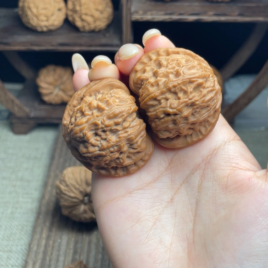 竟***宝文玩核桃吊坠白狮子44
