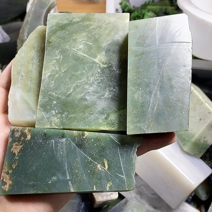 用***雨未镶嵌和田玉（糖玉）珠宝半成品