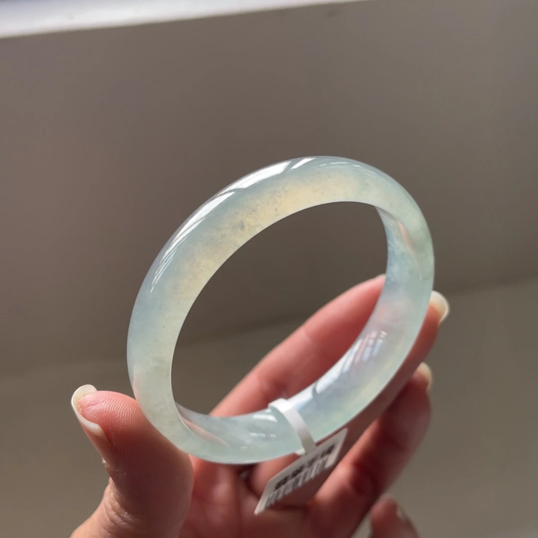 翡翠未镶嵌手镯58圈三天鉴赏期