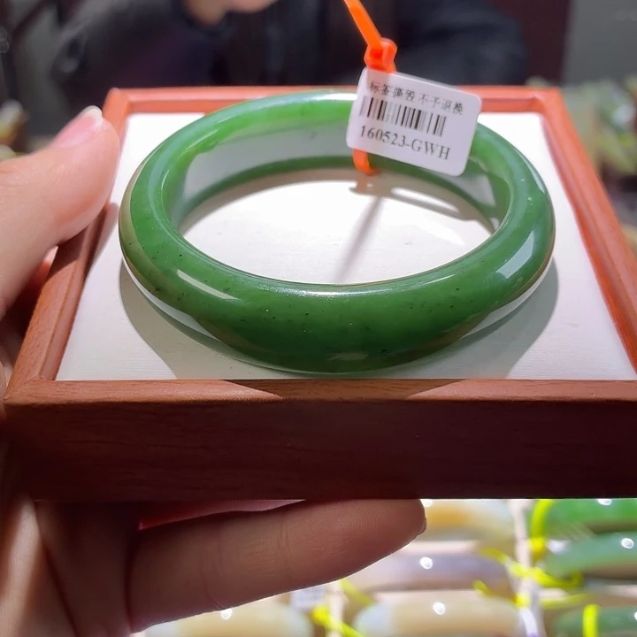 和田玉未镶嵌手镯42 56.57