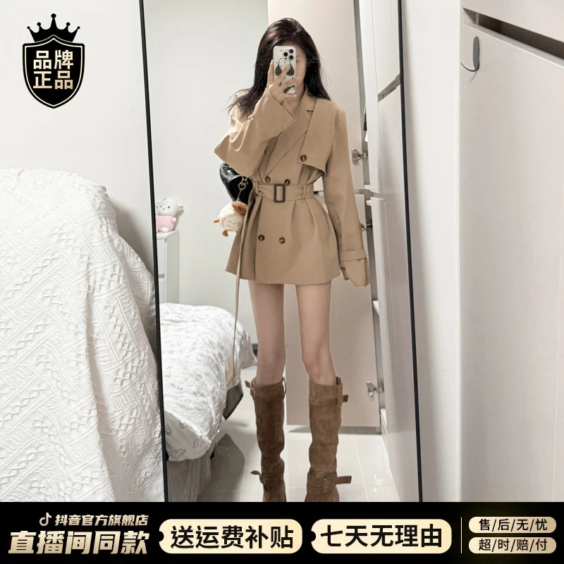 C8W56904-2025新款女装短外套