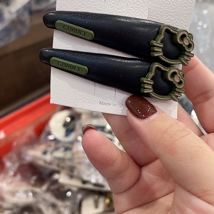 铁合金皮质绿色猫头