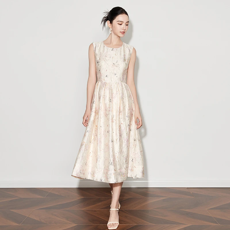 夏季新款杏色轻奢高定法式印花无袖圆领大摆收腰连衣裙巨好看长裙