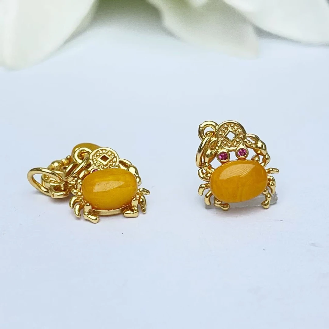 【萌宝饰品】B889天然蜜蜡螃蟹滴流满蜜鸡油黄DIY10*12mm多样性发一