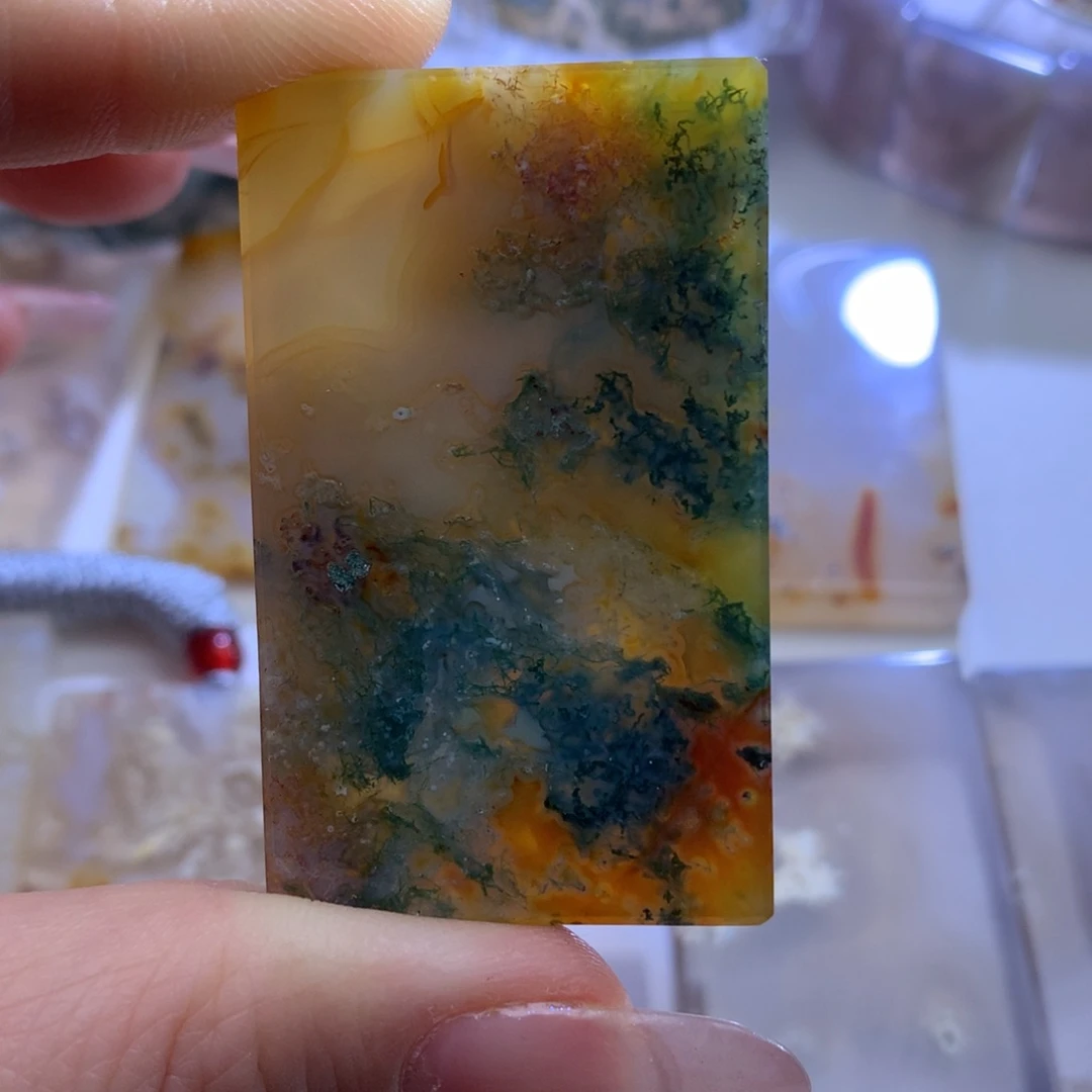 玛瑙/玉髓颈饰未镶嵌了**慧