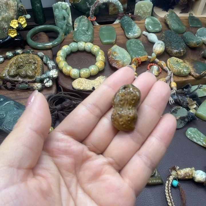 岫岩河磨玉（透闪石质玉）未镶嵌珠宝半成品