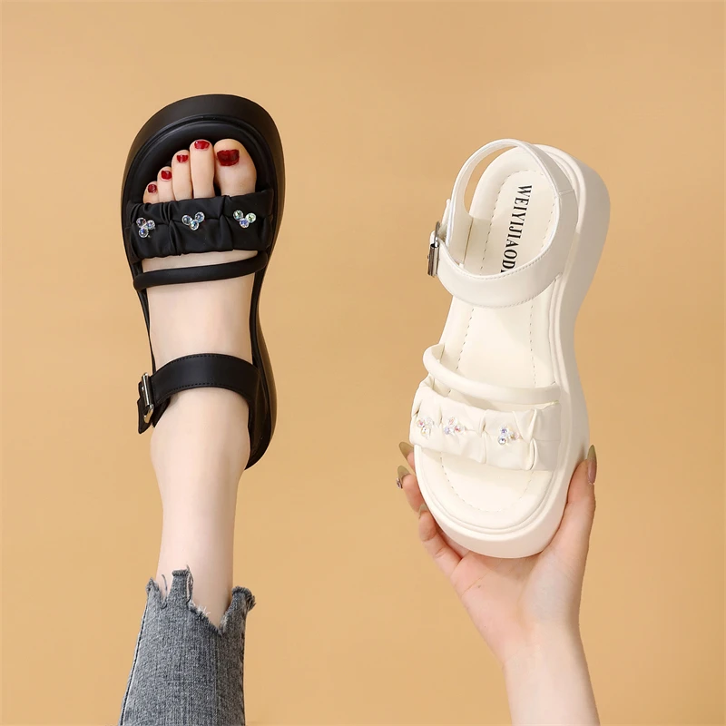 厚底凉鞋女夏款2025新款小个子增高百搭仙女风软底配裙沙滩鞋小码