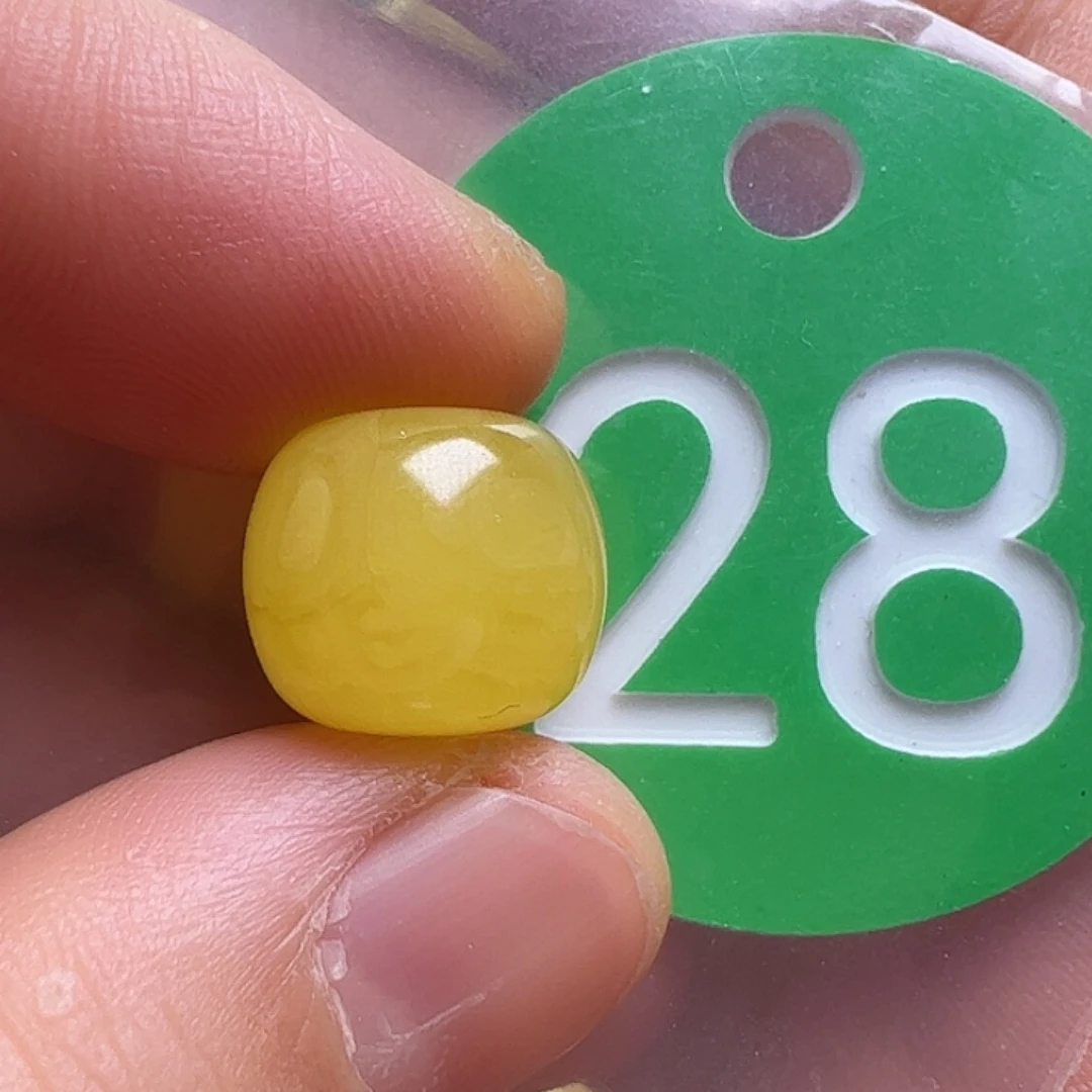 蜜蜡未镶嵌珠宝奇石12.2m m