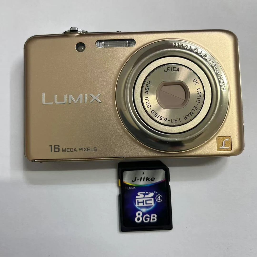 9新 Panasonic/松下 松下DMC-FH7有8G内存卡无电池 外表微瑕