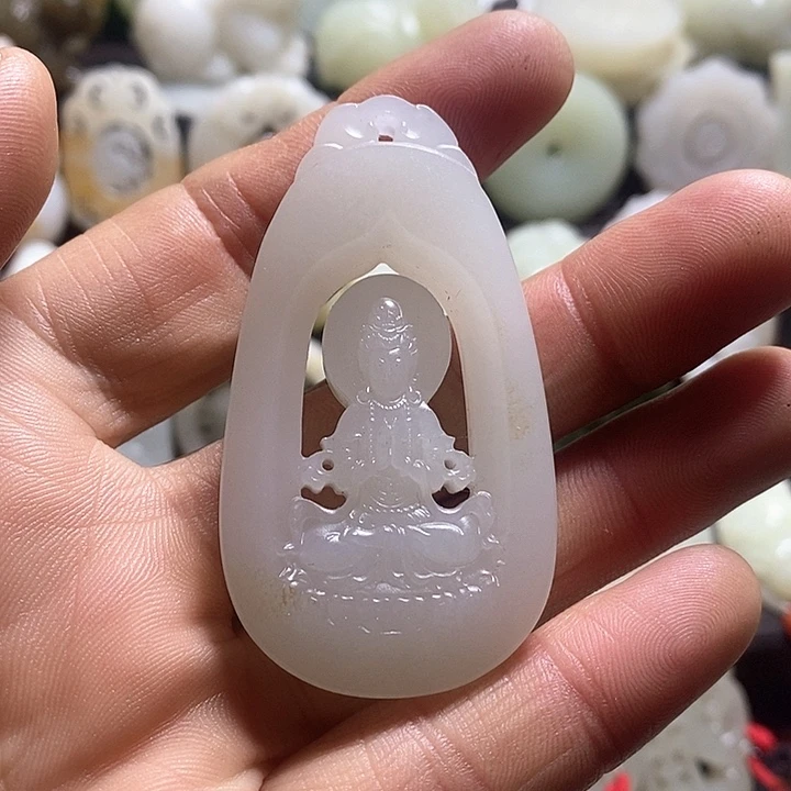 和田玉挂件未镶嵌大**身