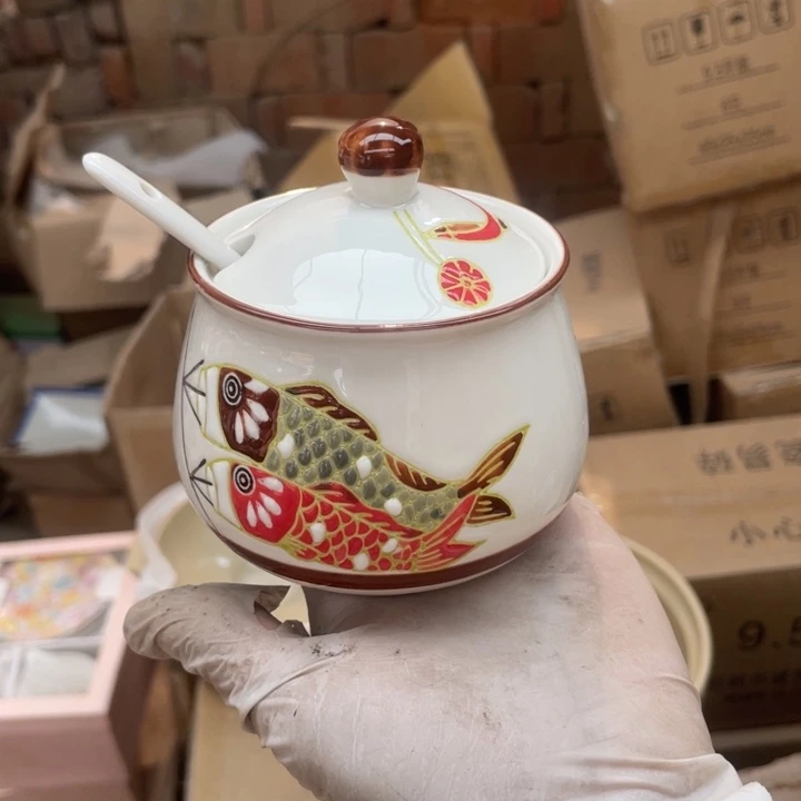 琉璃手工艺品陶瓷盘子碗都有