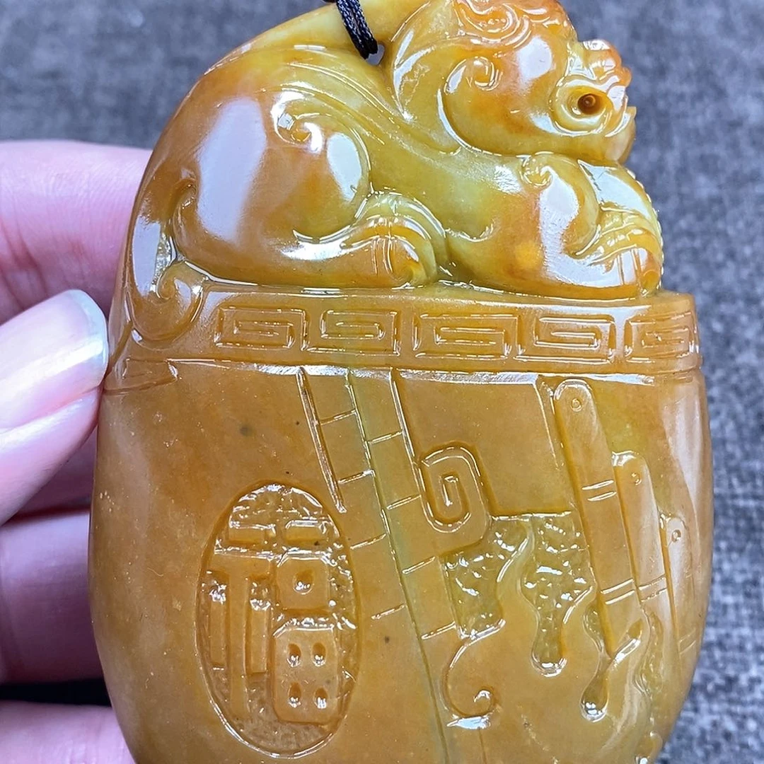 和田玉挂件未镶嵌