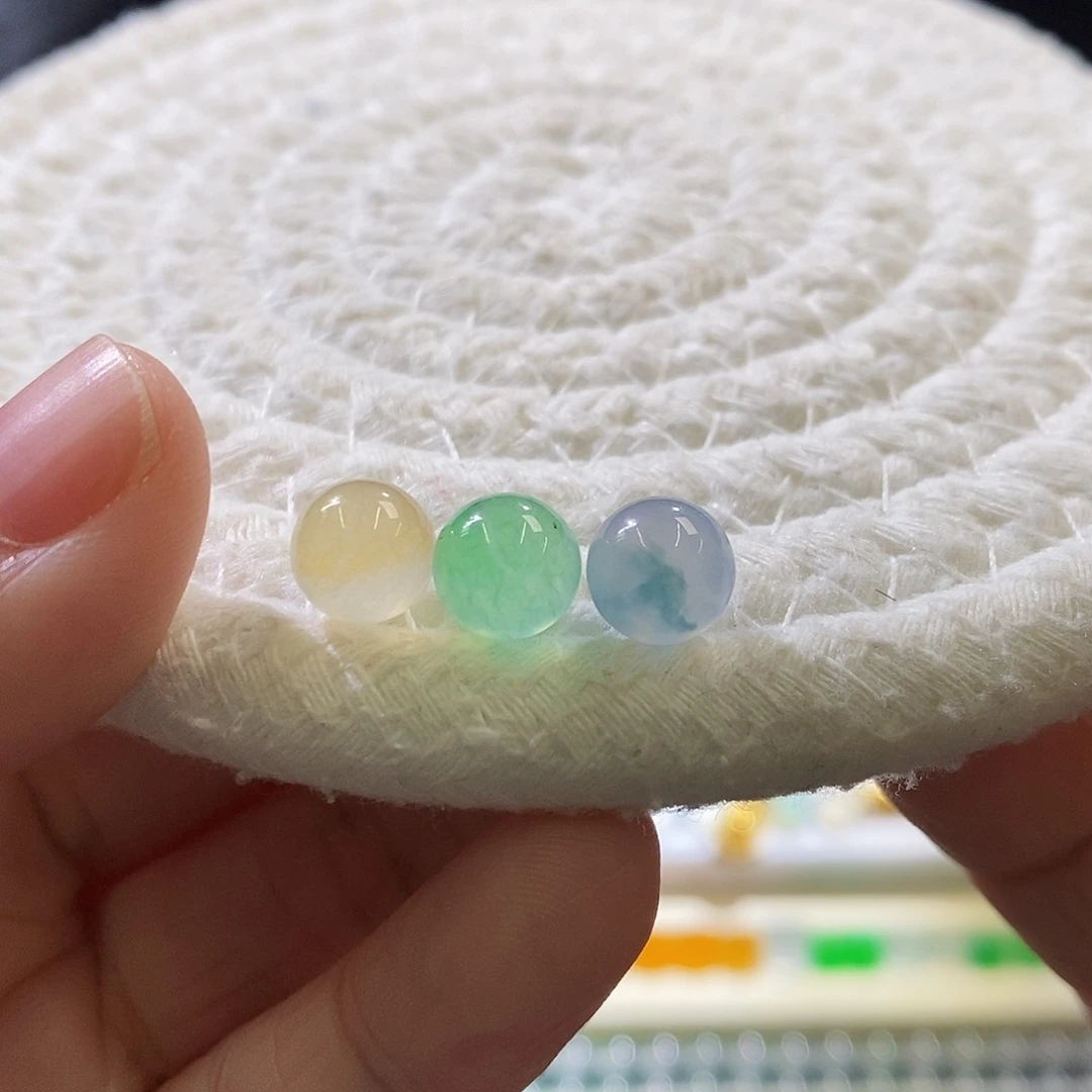 未镶嵌挂件翡翠一组