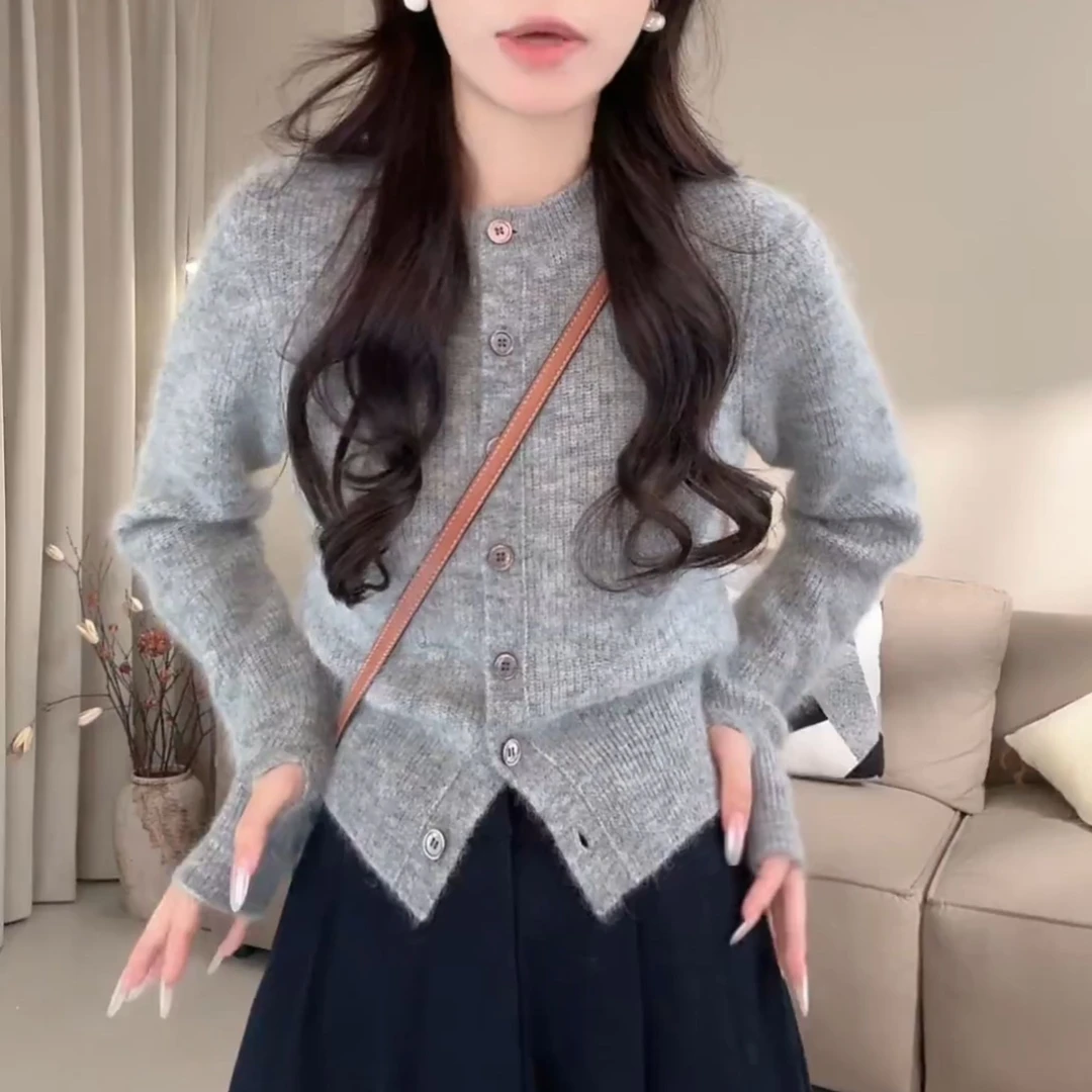 秋冬款气质轻奢长袖圆领毛衣简约休闲百搭开衫上衣LK2507166