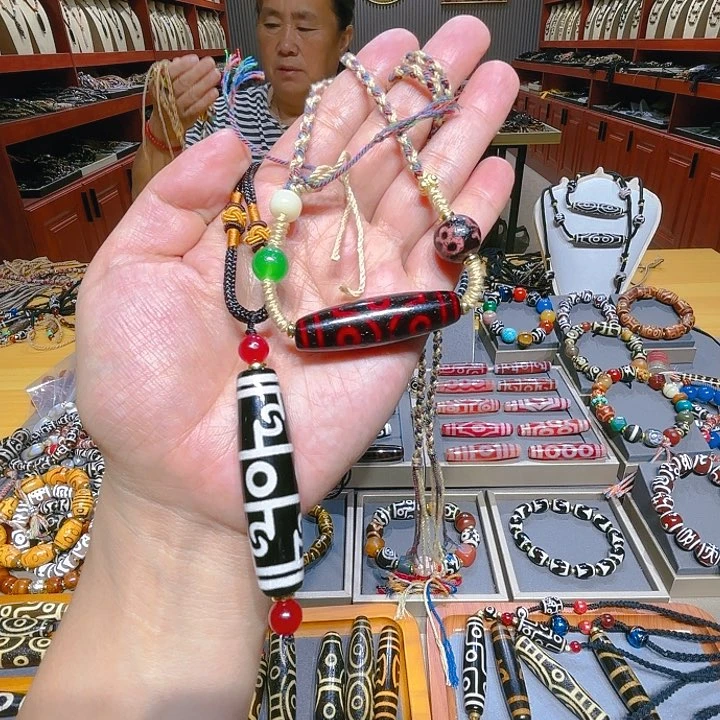 未镶嵌玛瑙/玉髓珠宝奇石