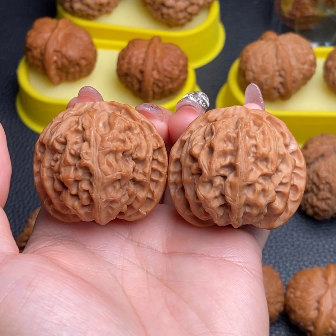 我***豆文玩核桃把件40苹果园