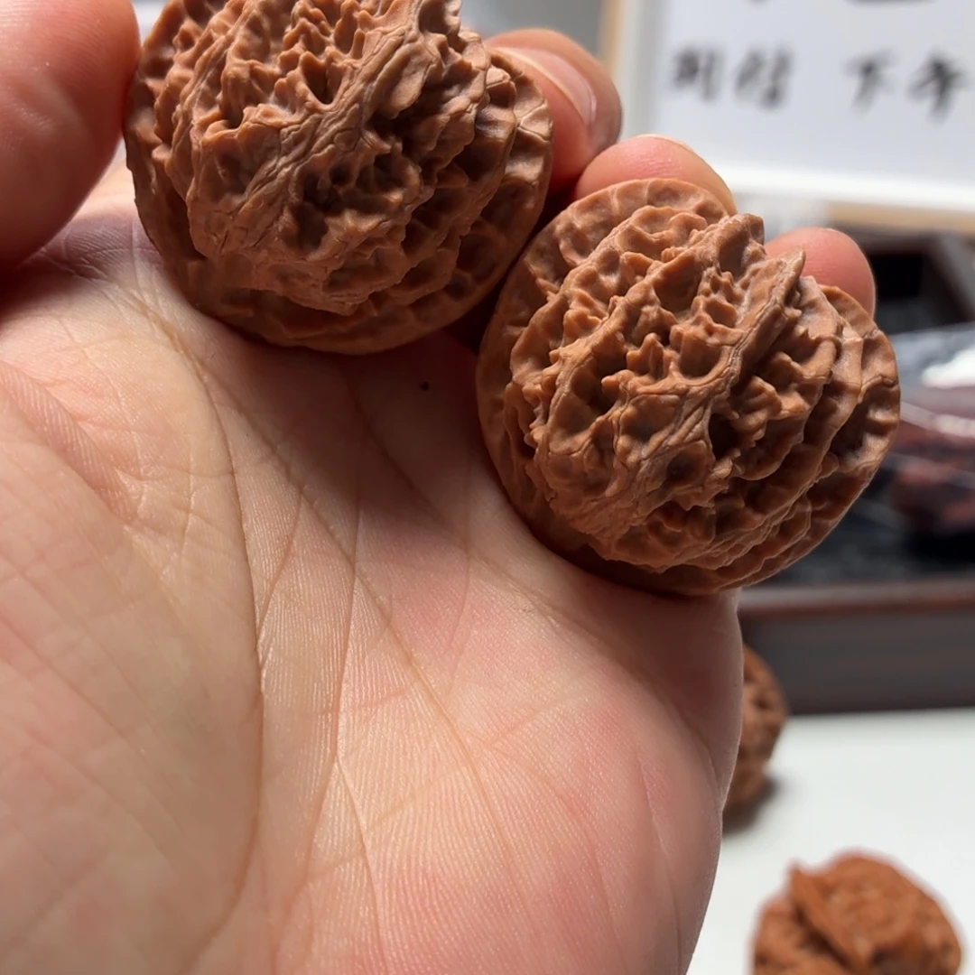 文玩核桃把件苹果园