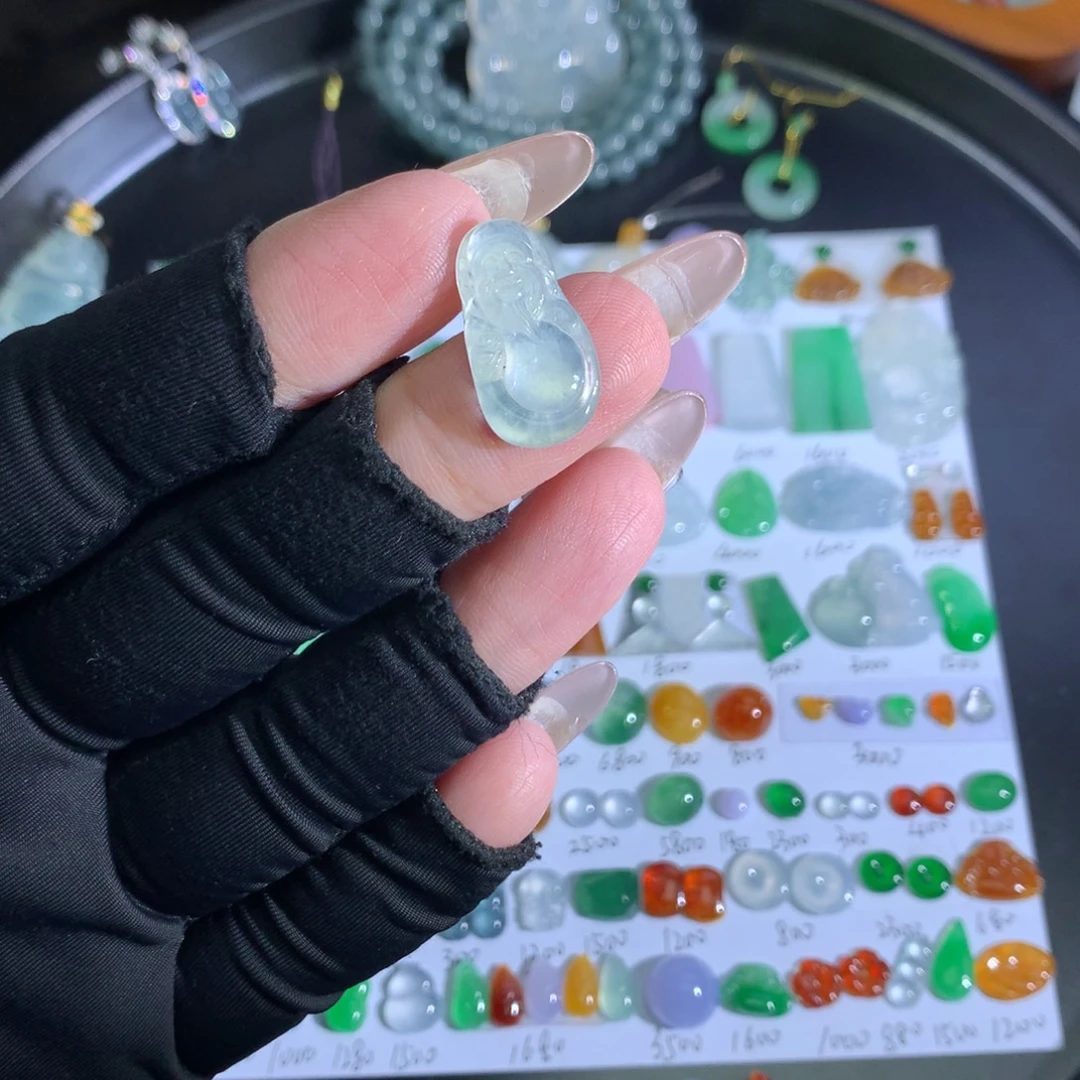 翡翠未镶嵌吊坠(不含链)冰财爷爷
