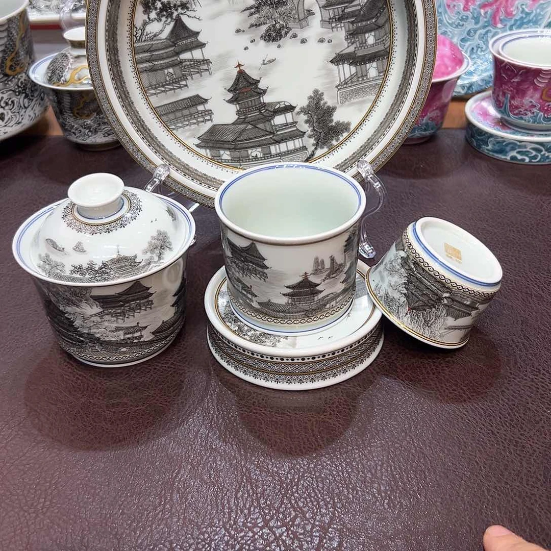 摆件景德镇陶瓷研究所研究中心和t