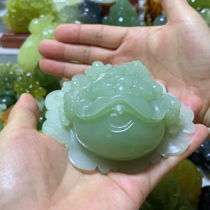 【闪购商品】未镶嵌蛇纹石玉把件一*点