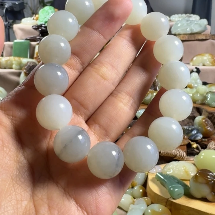 和田玉（糖玉）未镶嵌颈饰