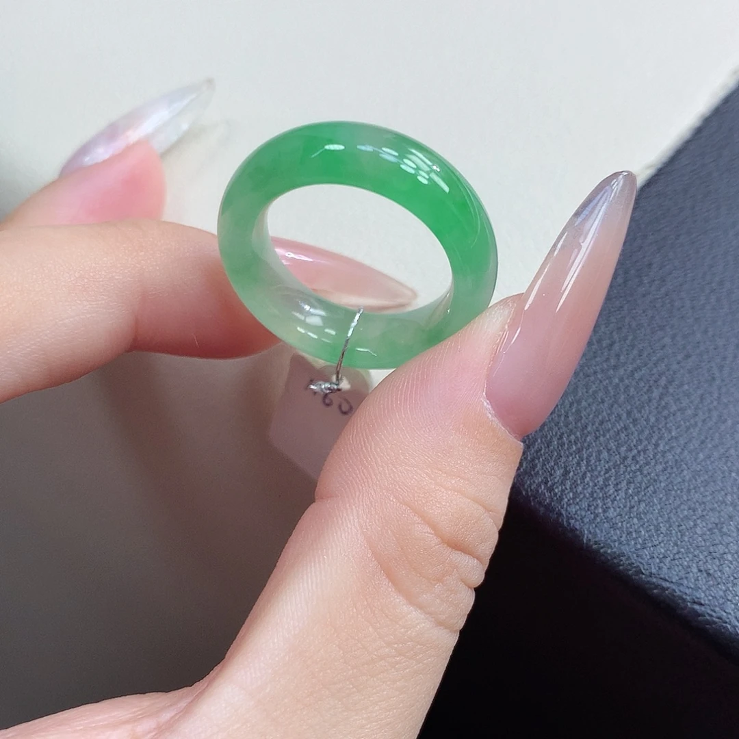 翡翠未镶嵌戒圈16号