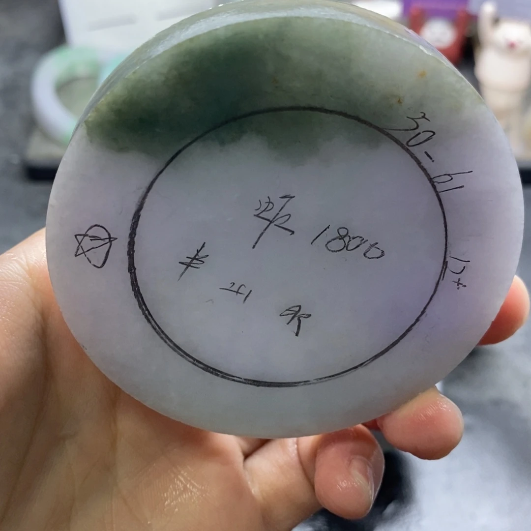 定制翡翠未镶嵌翡翠手镯