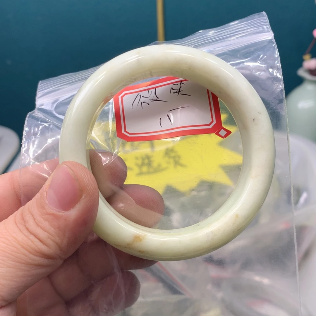蛇纹石玉手镯未镶嵌微*