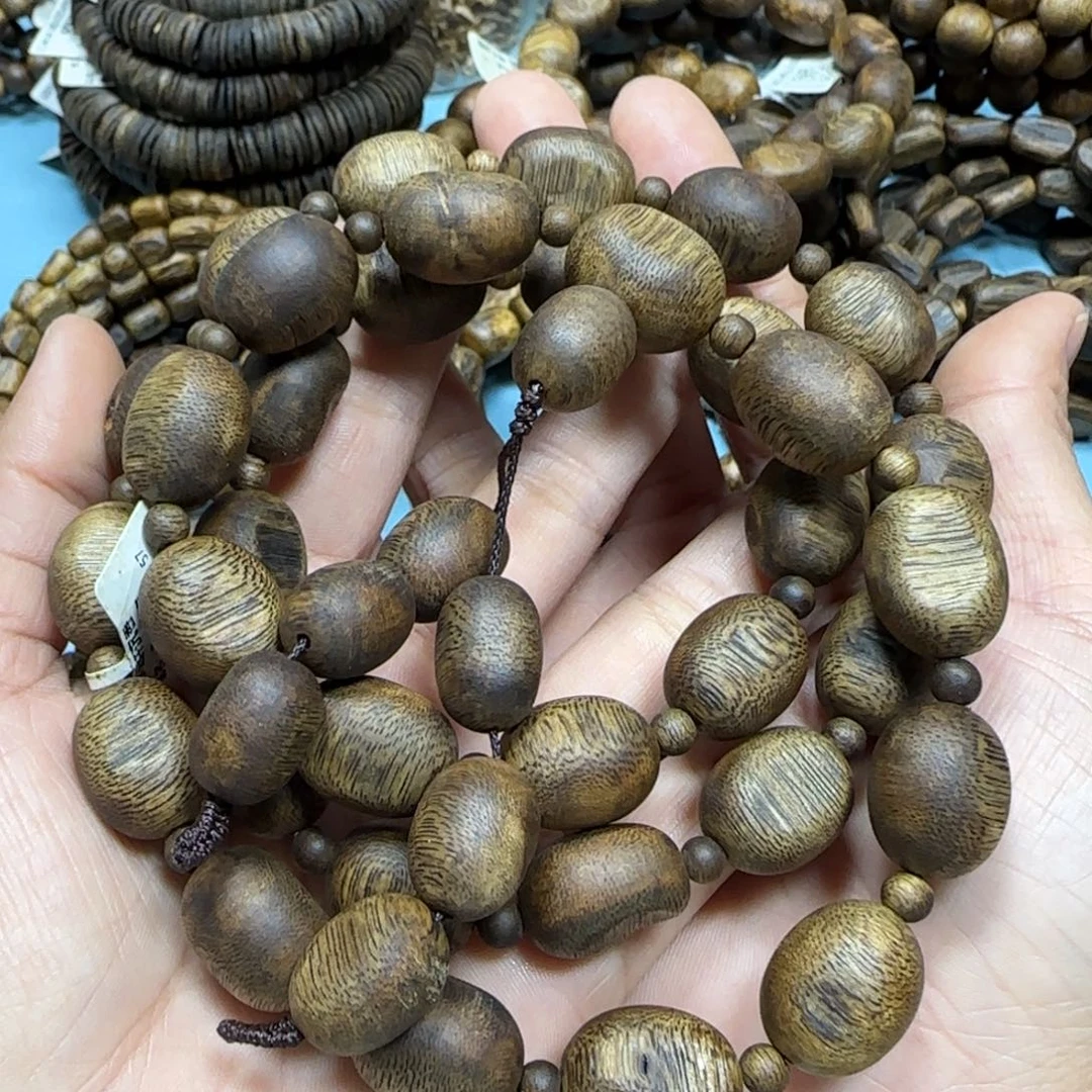 沉香手串留疤多样性发货一条卡15-57克