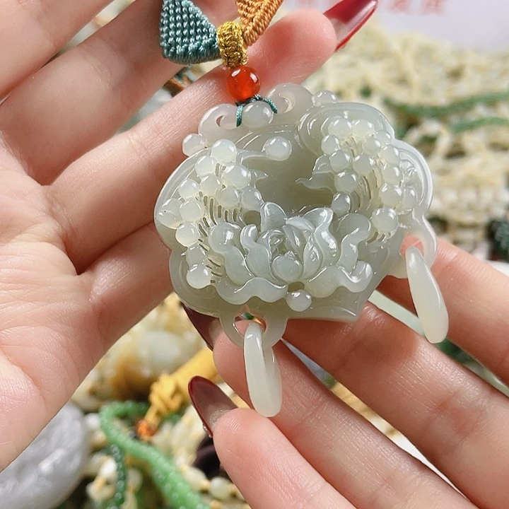 未镶嵌和田玉挂件