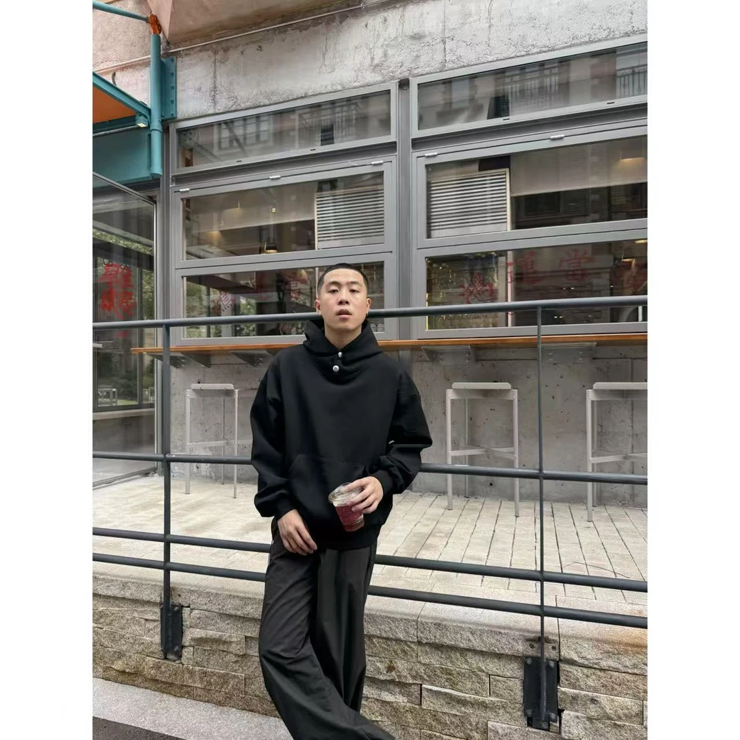 金属双纽扣慵懒宽松空气层连帽休闲口袋卫衣帽衫情侣