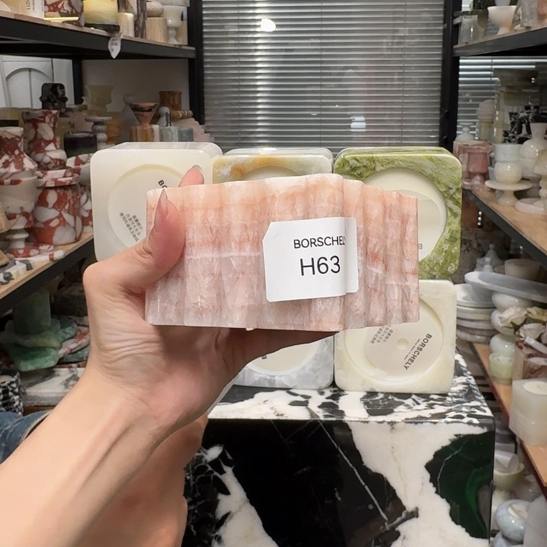 H63。亿。        手感。